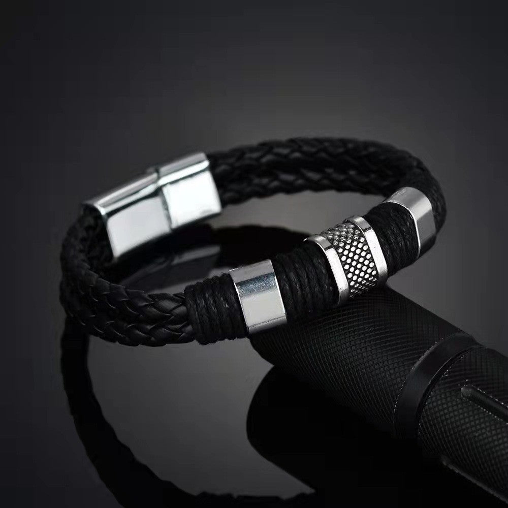Pulsera de Cuero Trenzado Multicapa Hecha a Mano para Hombres
